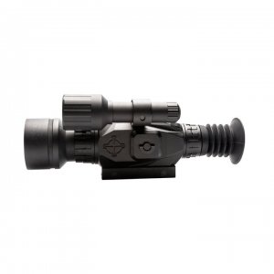 Hunt with an advanced 1920x1080 HD sensor, providing full-color clarity in daytime.