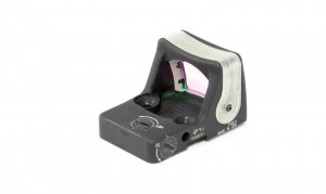 The Dual-Illuminated RMR uses fiber optics and tritium to illuminate the reticle. 