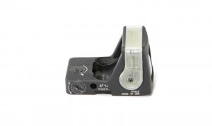 The Dual-Illuminated RMR uses fiber optics and tritium to illuminate the reticle. 